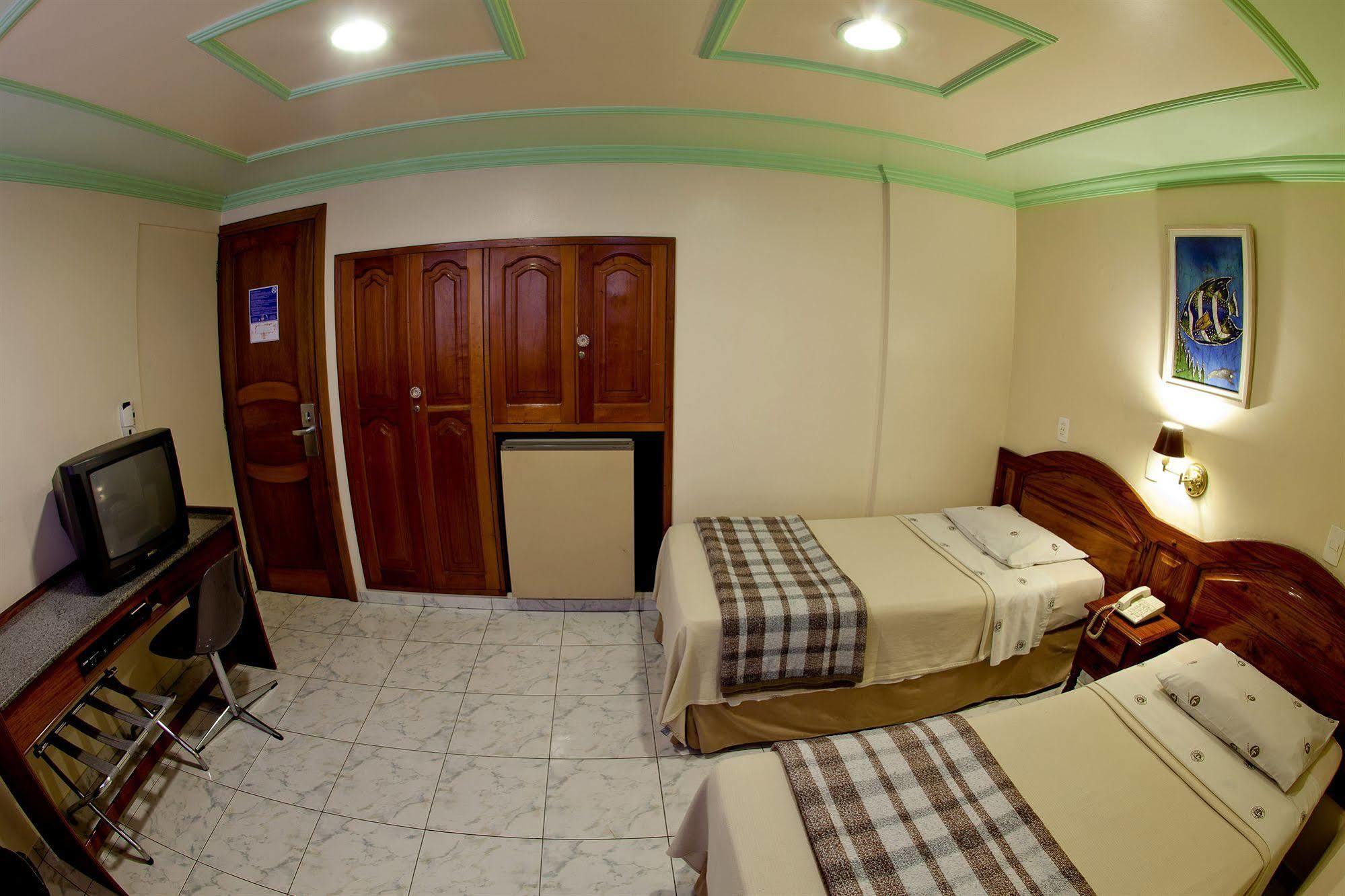 Krystal Hotel Манаус Екстериор снимка